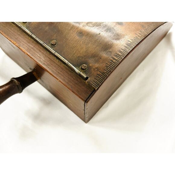 Antique Coal Scuttle Hammered Copper Lid Wood Box Handle Fireside Hod Kindling - Picture 8 of 10